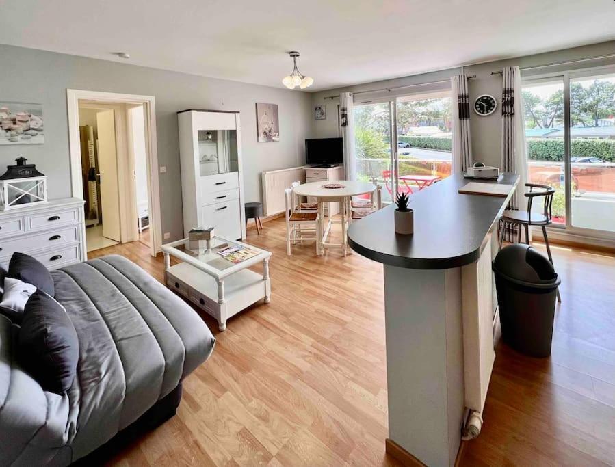 Appartement Sur Le Port. Grandcamp-Maisy Eksteriør bilde
