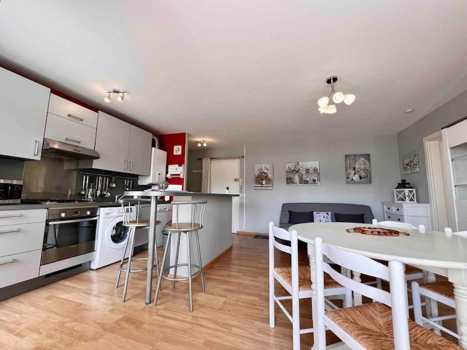 Appartement Sur Le Port. Grandcamp-Maisy Eksteriør bilde